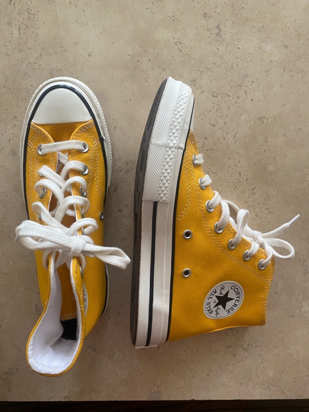 Converse Chuck Taylor Yellow Hi Top Size Women’s 6.5 Men 4.5 NWOT